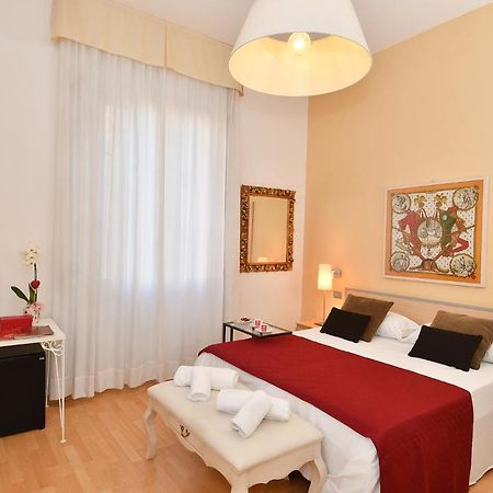 Hotel Butterfly Montecatini Terme Kültér fotó