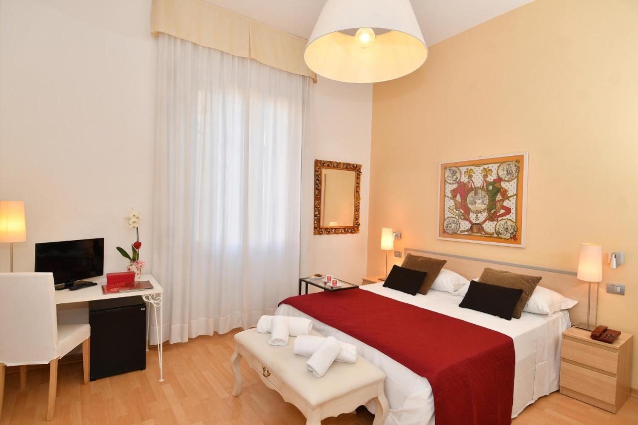 Hotel Butterfly Montecatini Terme Kültér fotó