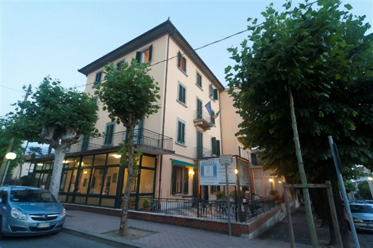 Hotel Butterfly Montecatini Terme Kültér fotó